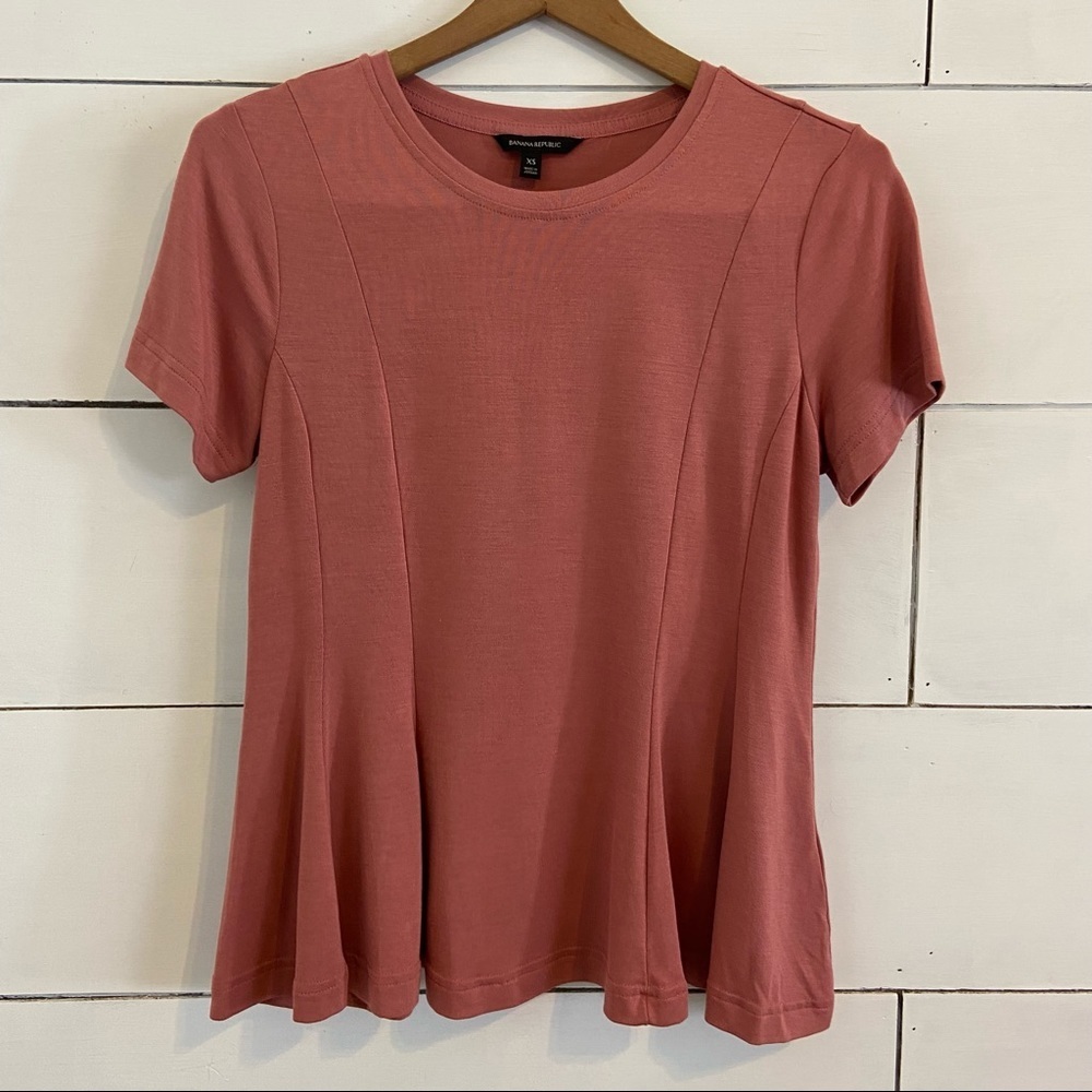 Banana Republic Dusty Rose Wide Bottom Top.  Size XSmall